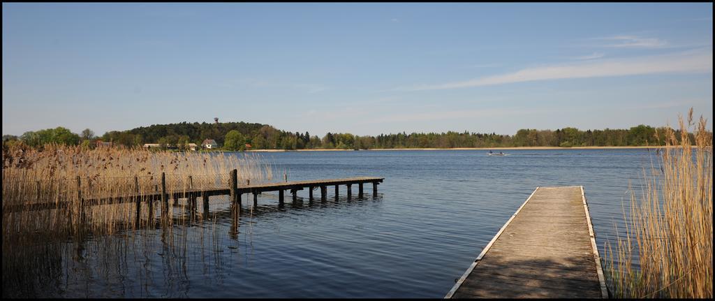 Das Haus Am Teich Gross Grabow Luaran gambar